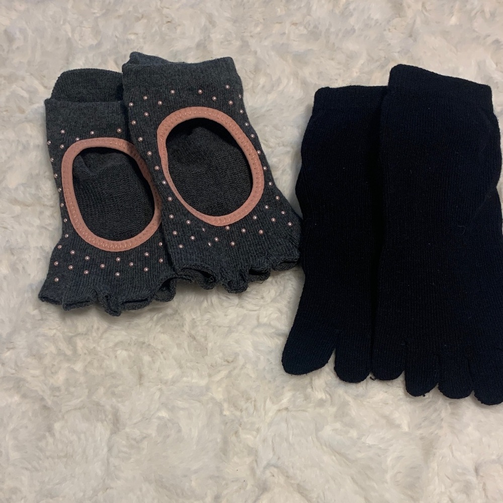 Toesox Gray and Black Toe Socks
